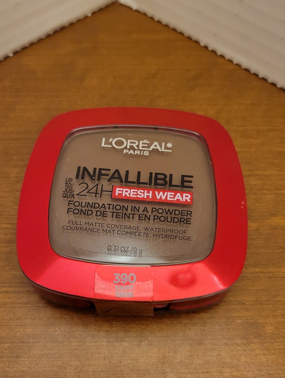 L'Oreal Paris Infallible Fresh Wear Powder Foundation Compact - 390 Ebony - NEW